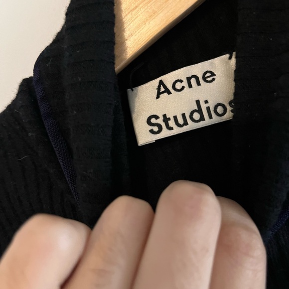 ACNE STUDIO Fitted Turtleneck Brick Ribbed Wool Sweater - Large - Picture 6 of 9